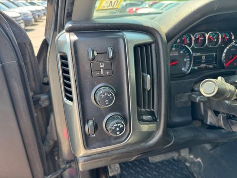 Used 2019 Chevrolet Silverado 2500 LT w/ LT Convenience Package AWD/4WD image 29