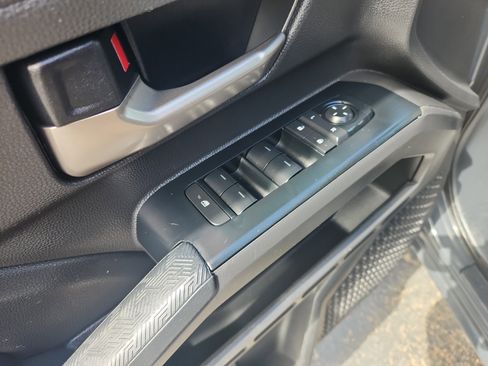 Used 2025 Toyota Tacoma TRD Off-Road image 21