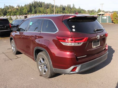 Used 2019 Toyota Highlander Limited Platinum AWD/4WD image 7
