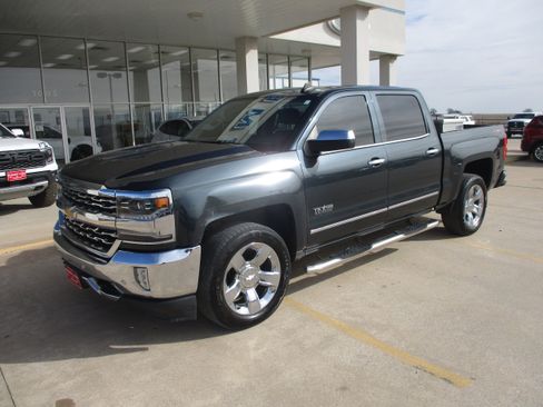 Used 2018 Chevrolet Silverado 1500 LTZ w/ Texas Edition image 2