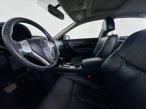 Used 2017 Nissan Altima 2.5 SL w/ Moonroof Package image 21