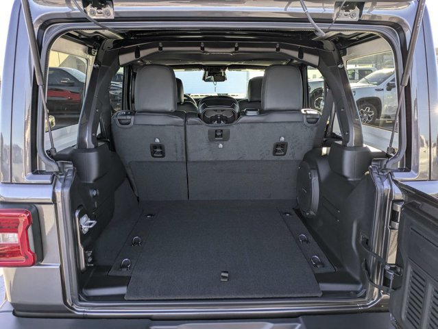 New 2027 Jeep Wrangler Unlimited Sahara AWD/4WD image 12