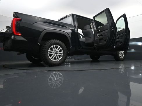 Used 2024 Toyota Tundra SR5 w/ SR5 Convenience Package AWD/4WD image 42