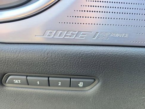 Used 2025 Cadillac XT5 Premium Luxury FWD image 28