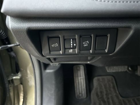 Certified 2024 Subaru Outback Limited image 17