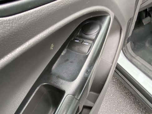 Used 2022 Ford Transit Connect XL image 23