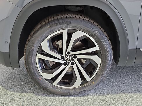 Used 2021 Volkswagen Atlas Cross Sport SEL Premium AWD/4WD image 11