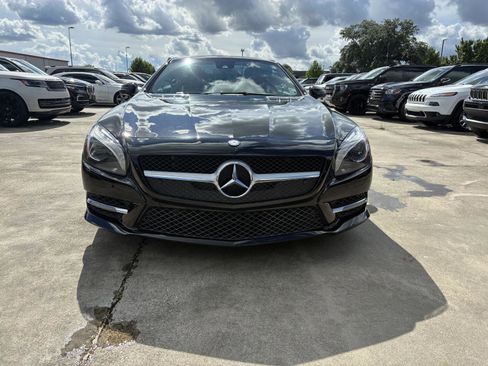 Used 2016 Mercedes-Benz SL 400 image 2