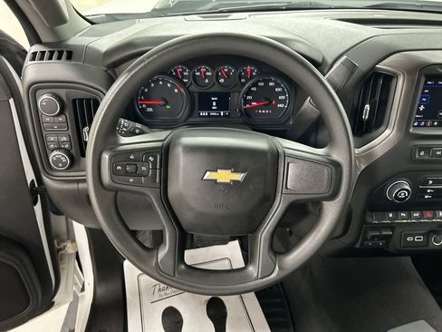Used 2024 Chevrolet Silverado 2500 Custom w/ Custom Value Package AWD/4WD image 4
