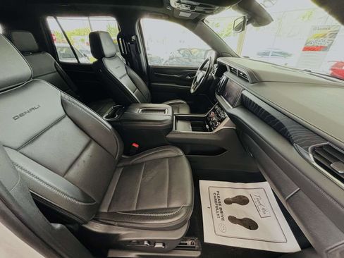 Used 2022 GMC Yukon Denali AWD/4WD image 33