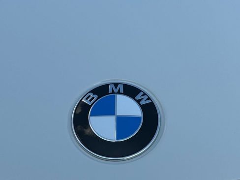 Used 2026 BMW 330i Sedan w/ Parking Assistance Package RWD image 10