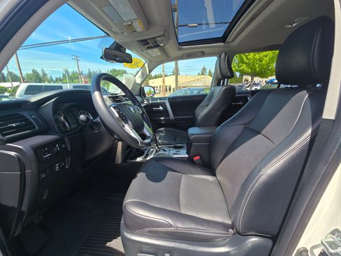 Used 2023 Toyota 4Runner Limited AWD/4WD image 20