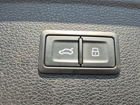 Used 2023 Audi Q5 2.0T Premium Plus image 17