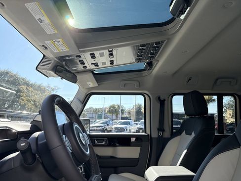 New 2025 INEOS Grenadier Fieldmaster Edition image 14