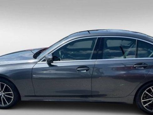 Used 2021 BMW 330i Sedan w/ Premium Package RWD image 6