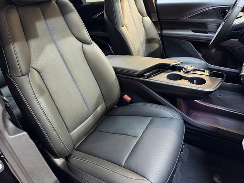 New 2026 Cadillac Lyriq Sport AWD/4WD image 52