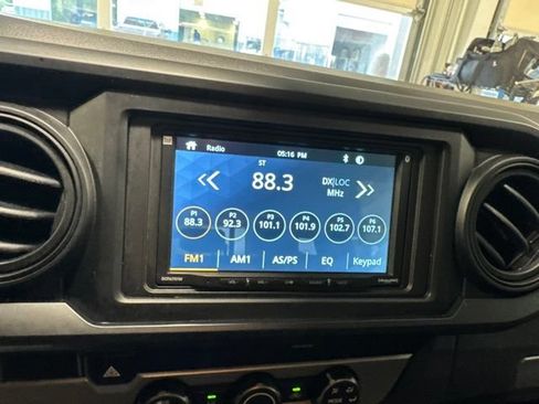 Used 2019 Toyota Tacoma SR w/ SR Convenience Package RWD image 18