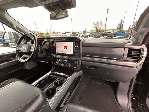 Used 2025 Ford F350 Lariat w/ Black Appearance Package AWD/4WD image 36