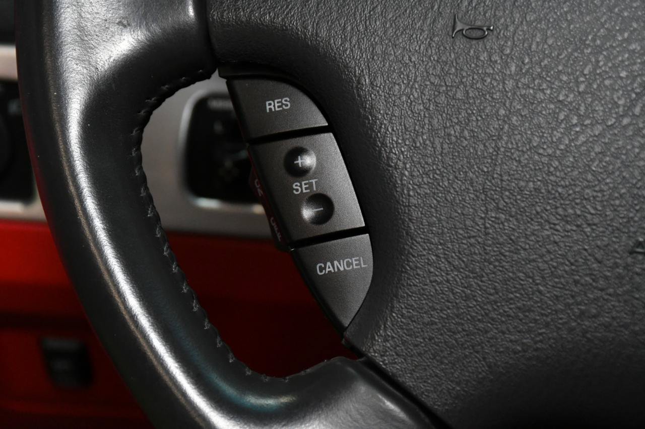 Used 2002 Ford Thunderbird RWD image 21