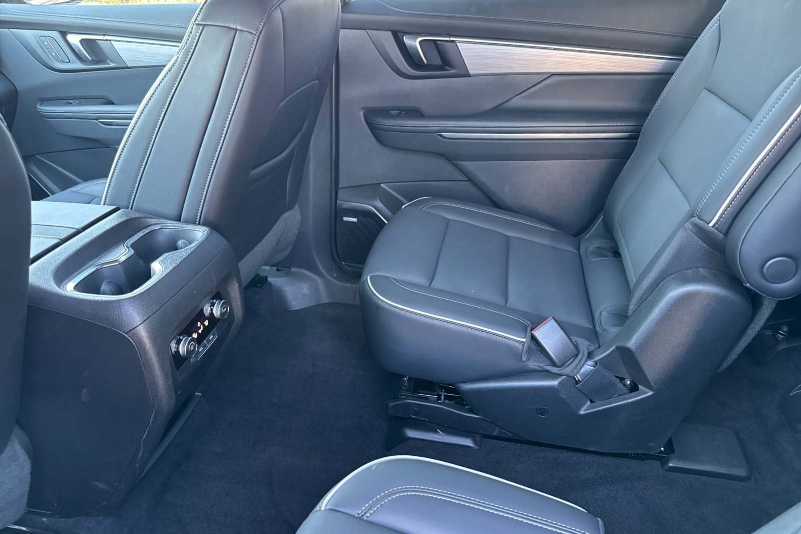 Used 2026 Buick Enclave Preferred FWD image 14