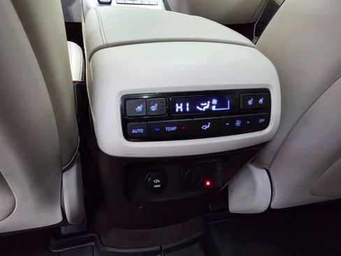 Used 2020 Hyundai Palisade Limited FWD image 30
