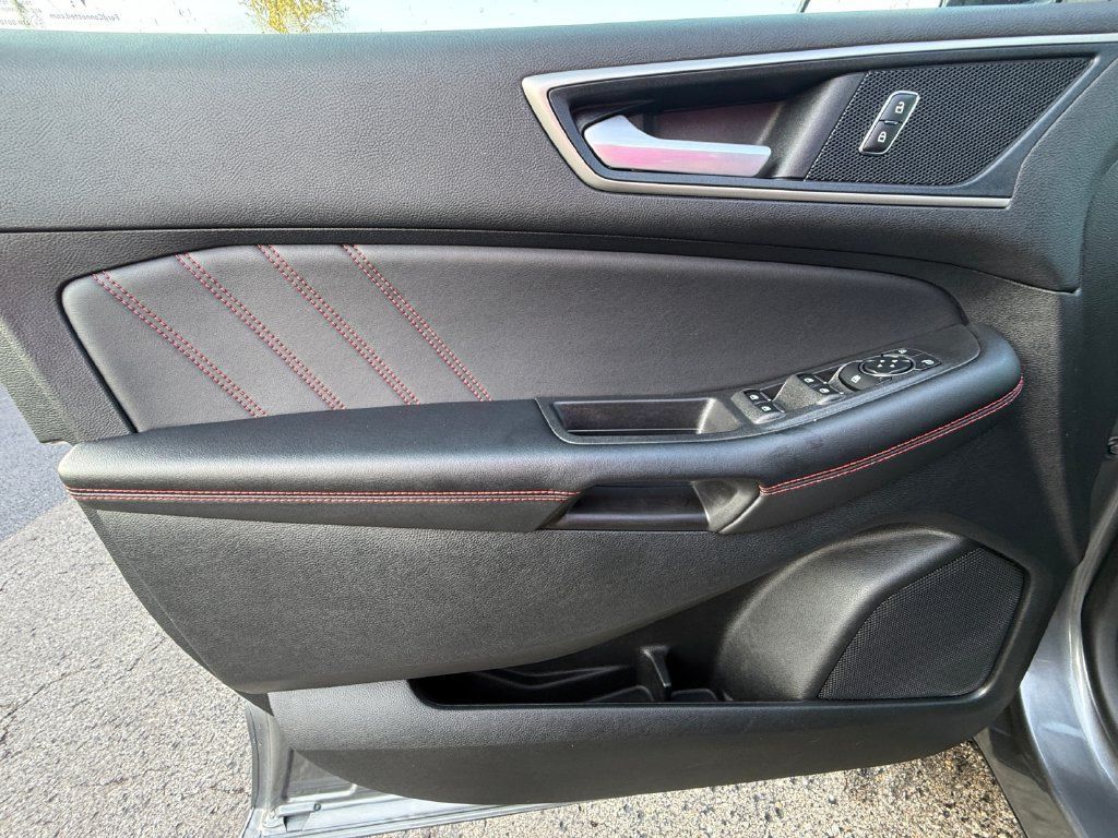 Used 2024 Ford Edge ST-Line AWD/4WD image 14