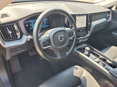 Certified 2025 Volvo XC60 B5 Core AWD/4WD image 16