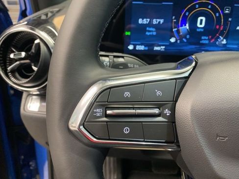 New 2026 Chevrolet Equinox ACTIV w/ Convenience Package III AWD/4WD image 15