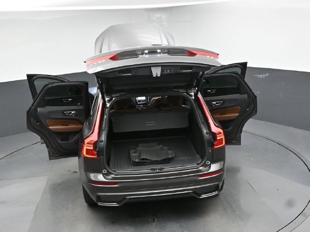 Used 2023 Volvo XC60 B5 Plus w/ Climate Package AWD/4WD image 49