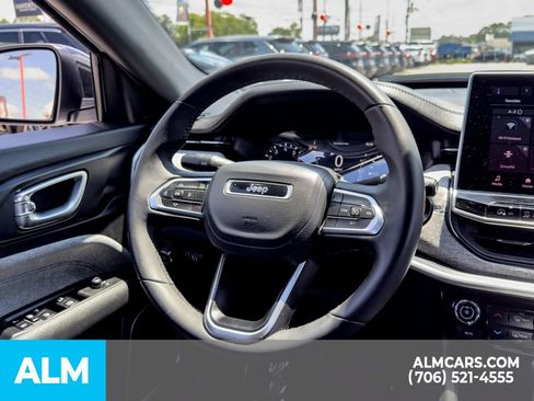Used 2024 Jeep Compass Latitude AWD/4WD image 22