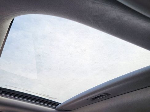 New 2025 Kia Carnival SX Prestige image 22