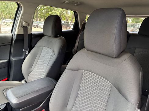 Used 2025 Kia Sportage LX FWD image 63