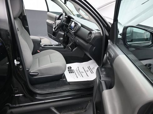 Used 2023 Toyota Tacoma SR AWD/4WD image 23