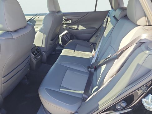 Used 2025 Subaru Outback Wilderness image 37