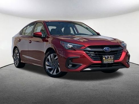 Used 2025 Subaru Legacy Limited AWD/4WD image 3