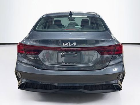 Used 2024 Kia Forte LXS image 6