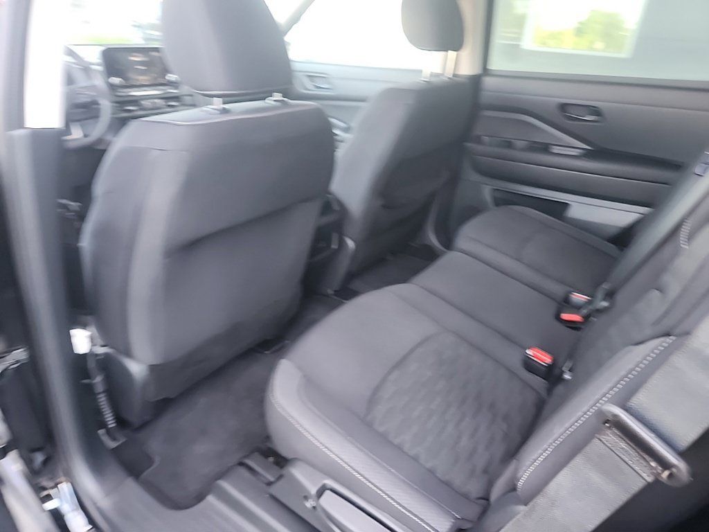 Certified 2024 Nissan Pathfinder S AWD/4WD image 24