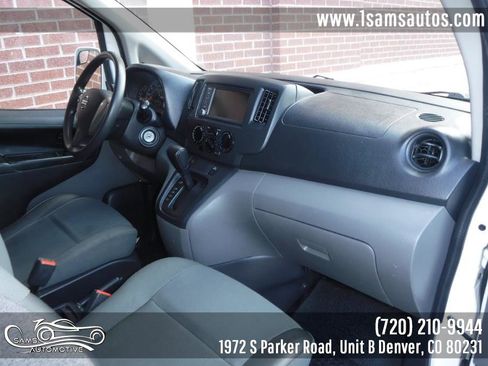 Used 2020 Nissan NV200 S FWD image 38