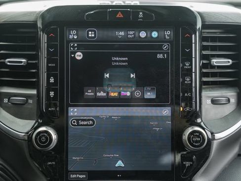 Used 2026 RAM 2500 Laramie AWD/4WD image 32