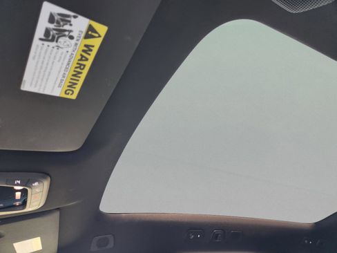 New 2025 Volvo EX90 Ultra image 21