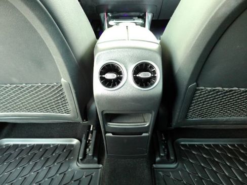 Used 2023 Mercedes-Benz EQB 300 4MATIC w/ Exclusive Package image 29