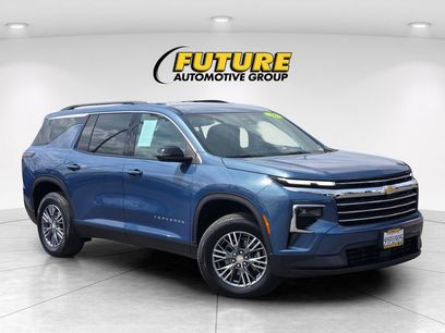 Used 2026 Chevrolet Traverse LT