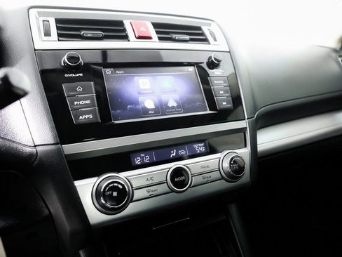 Used 2018 Subaru Outback 2.5i image 30