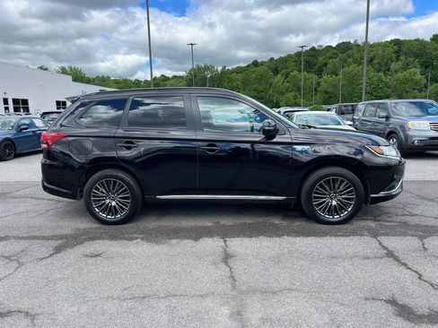 Used 2022 Mitsubishi Outlander GT AWD/4WD image 6