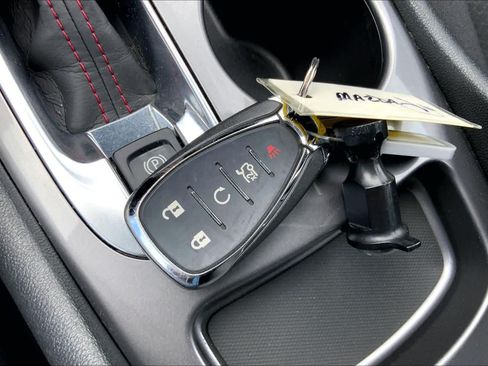 Used 2025 Chevrolet Malibu RS FWD image 15