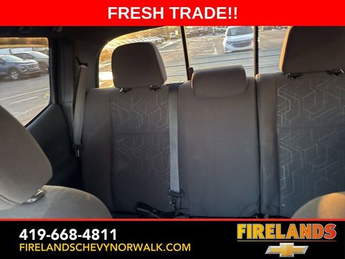 Used 2018 Toyota Tacoma TRD Sport image 23