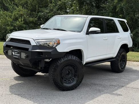 Used 2016 Toyota 4Runner SR5 Premium AWD/4WD image 1