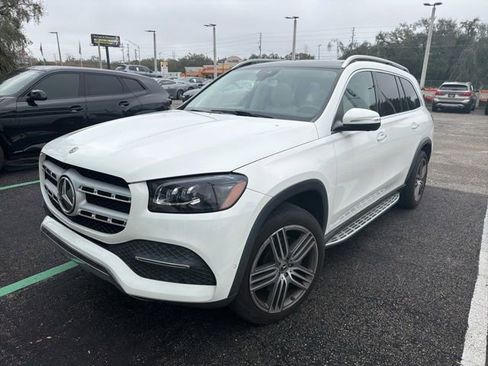 Used 2020 Mercedes-Benz GLS 450 4MATIC image 3