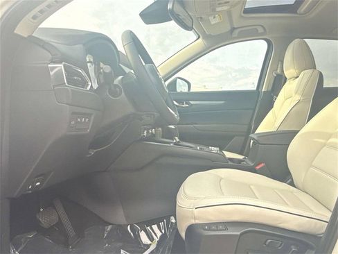 New 2025 MAZDA CX-5 AWD 2.5 S w/ Preferred Package image 9