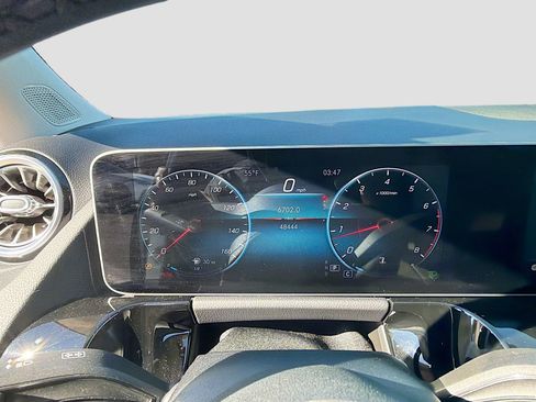 Used 2021 Mercedes-Benz GLA 250 GLA 250 image 37